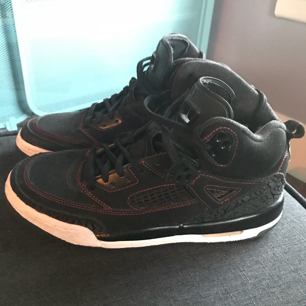 Jordan size 6.5Y